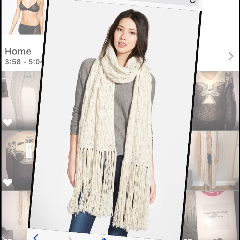 NWT WILDFOX COUTURE  "Blanket at Brunch" Scarf